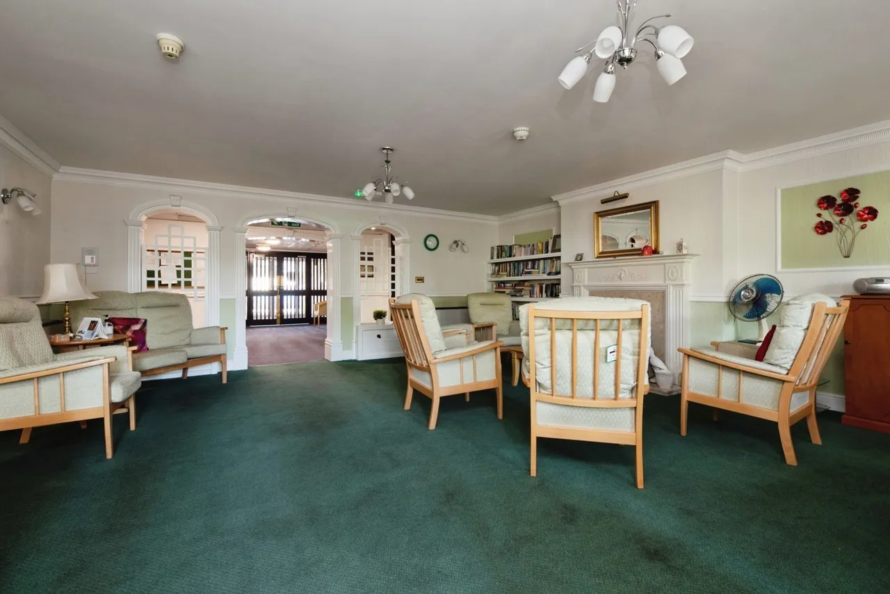 Brancaster Road, Ilford, IG2, photo 11