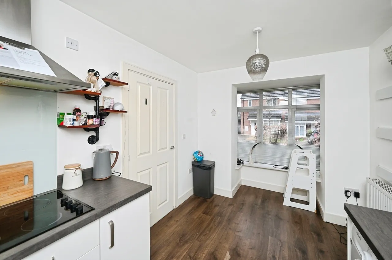 Moorgate Avenue, New Houghton, Mansfield, Derbyshire, NG19, photo 9