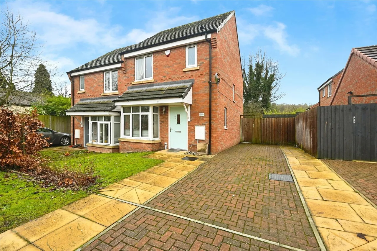 2 bed house for sale — Moorgate Avenue, New Houghton, Mansfield, Derbyshire, NG19