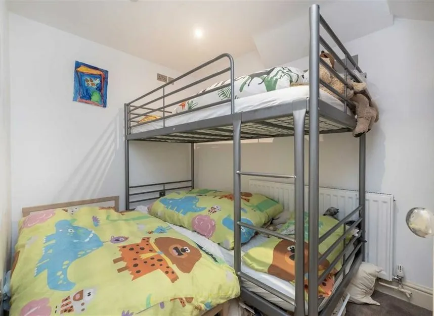 Mapesbury Road, Cricklewood, NW2, photo 5