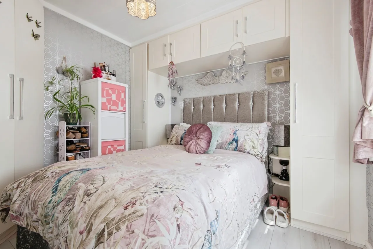 Three Star Park, Bedford Road, Lower Stondon, Henlow, SG16, photo 7