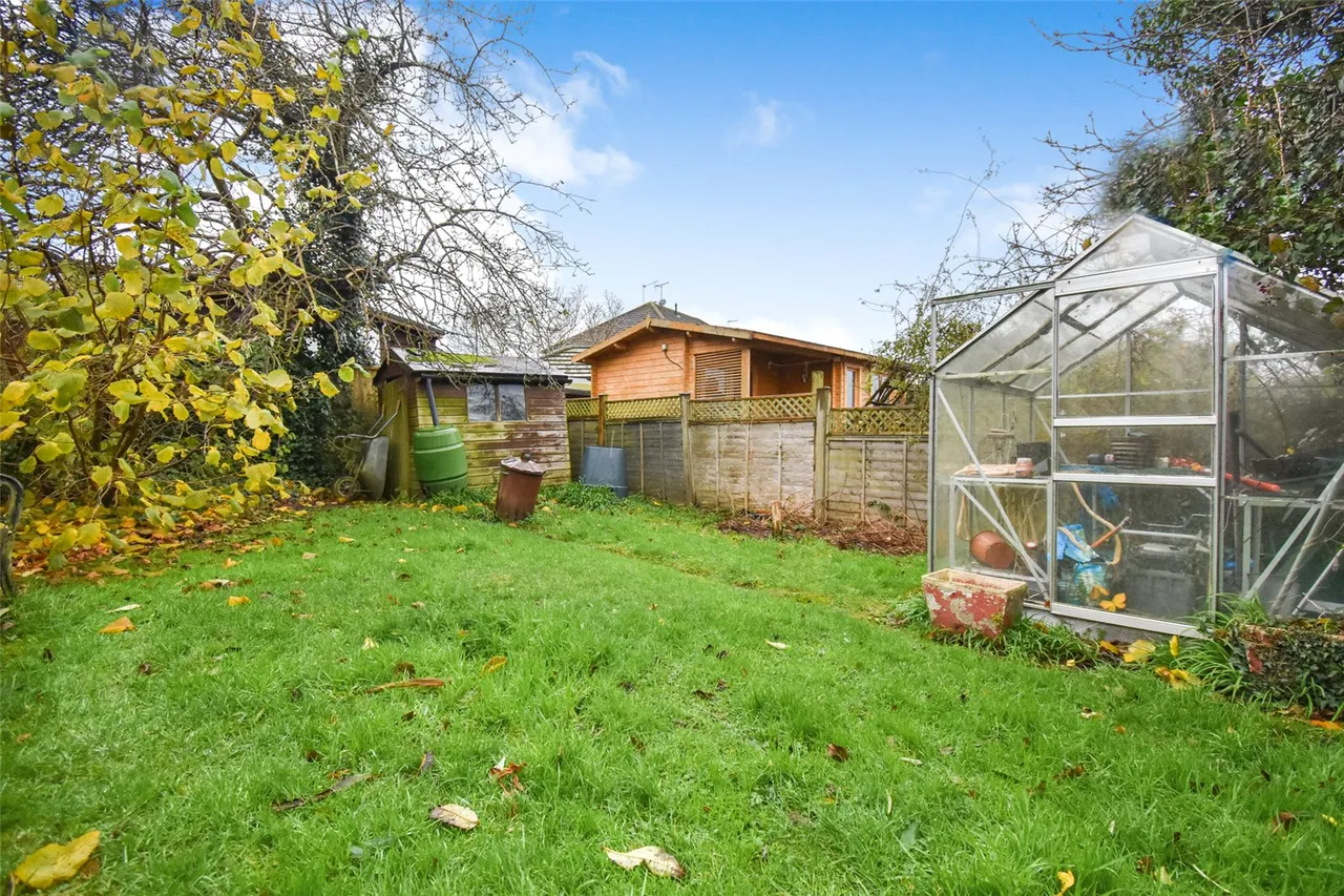 Elston Road, Aldershot, Hampshire, GU12 4HZ, photo 14
