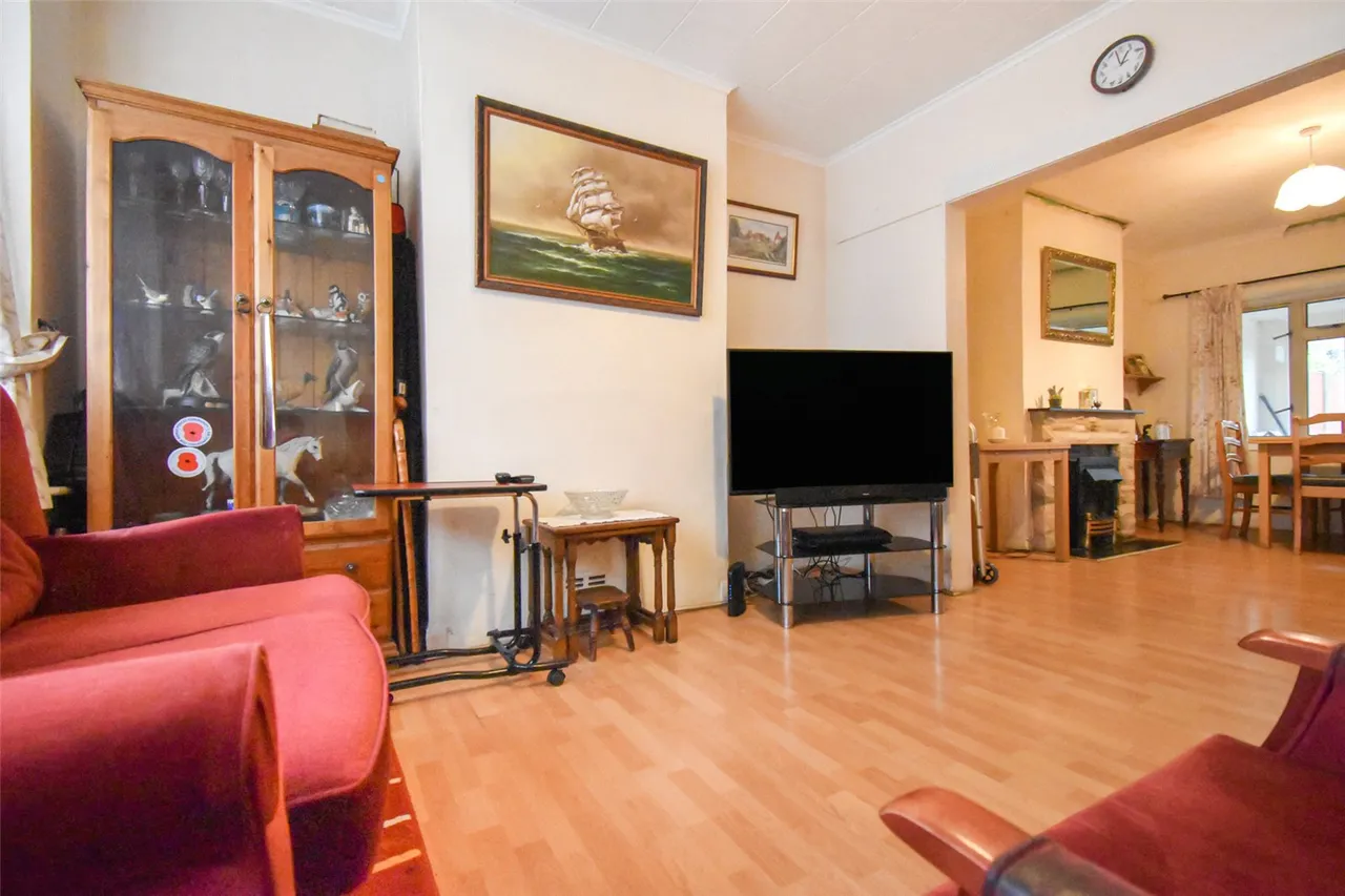 Elston Road, Aldershot, Hampshire, GU12 4HZ, photo 3