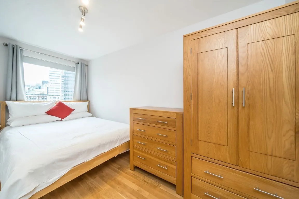 Aldersgate Street, EC1A, photo 7
