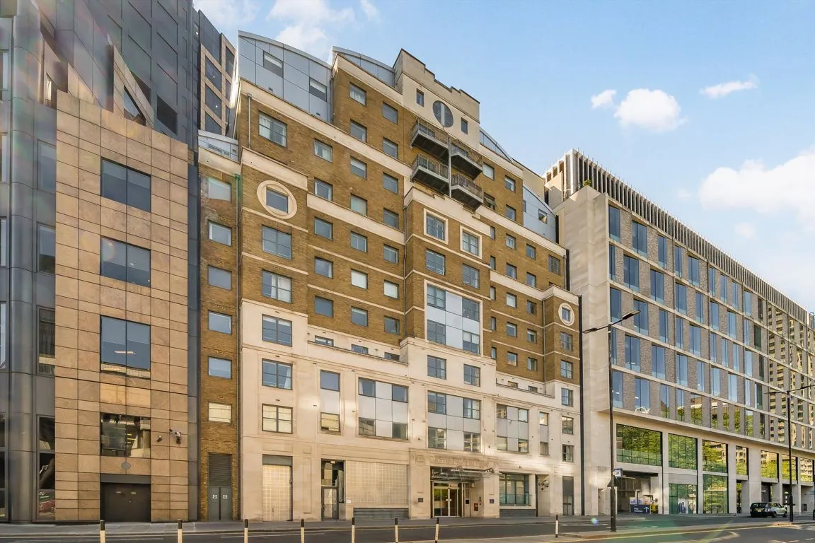 Aldersgate Street, EC1A, photo 9