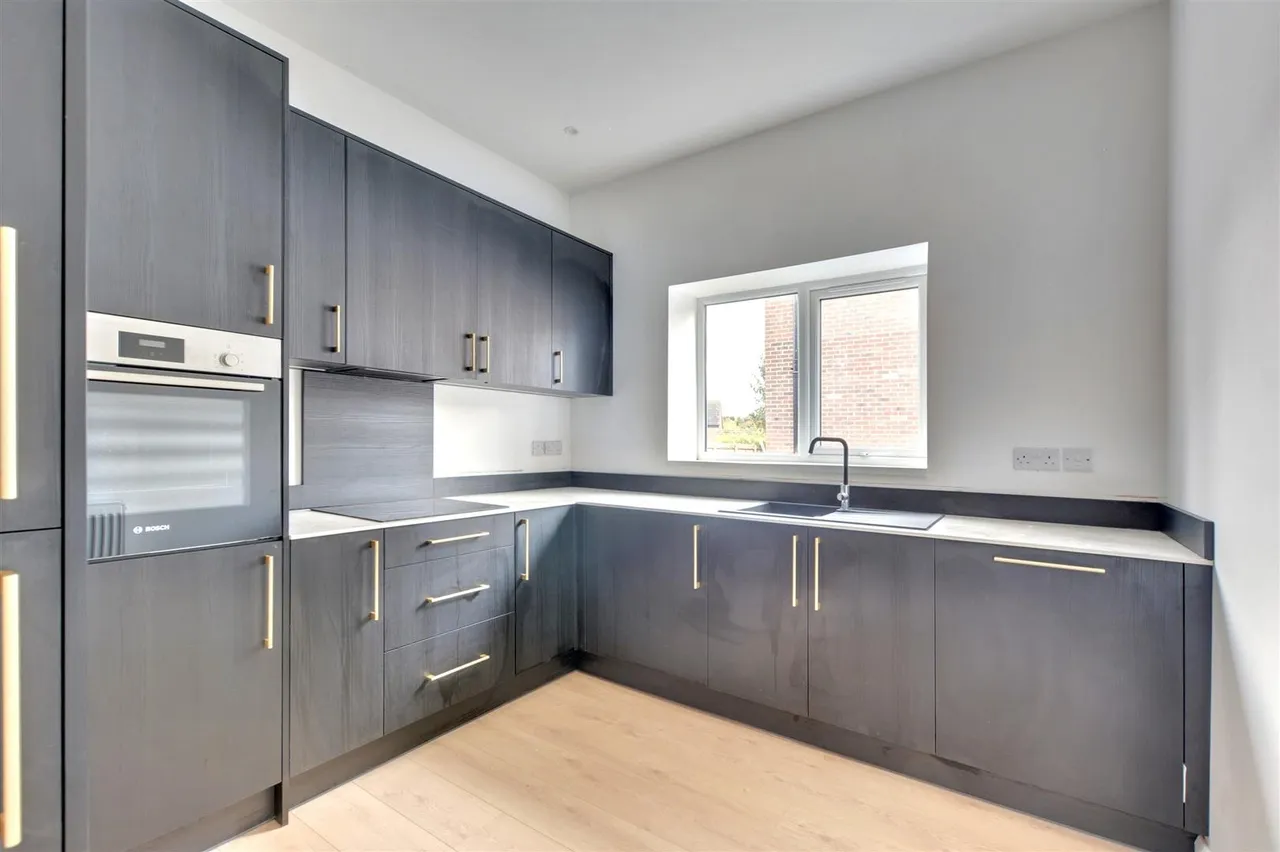 Scotgrave Farm, Gedling, NG4, photo 3