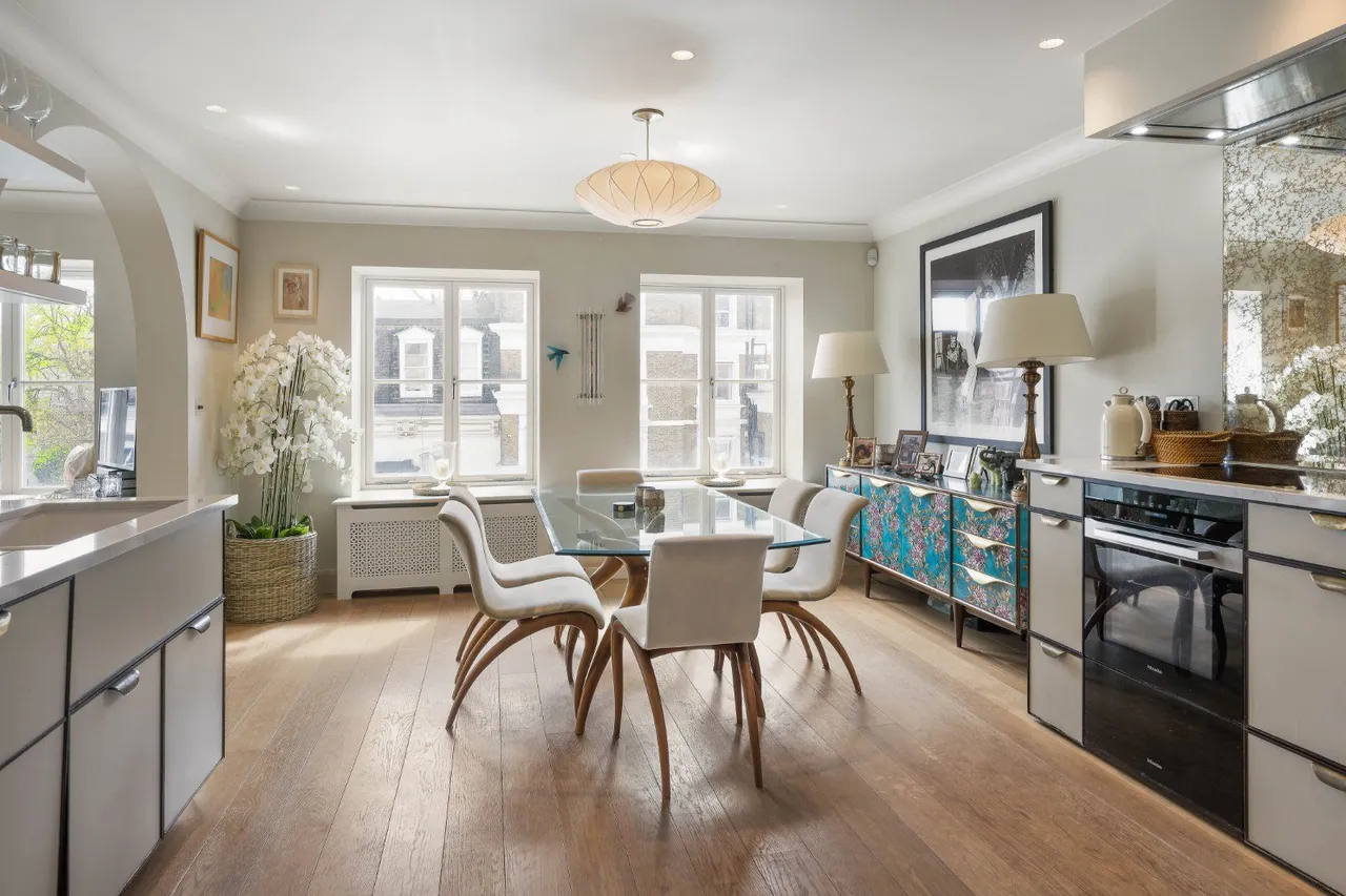 Ladbroke Gardens, Notting Hill, W11 2PT, photo 4