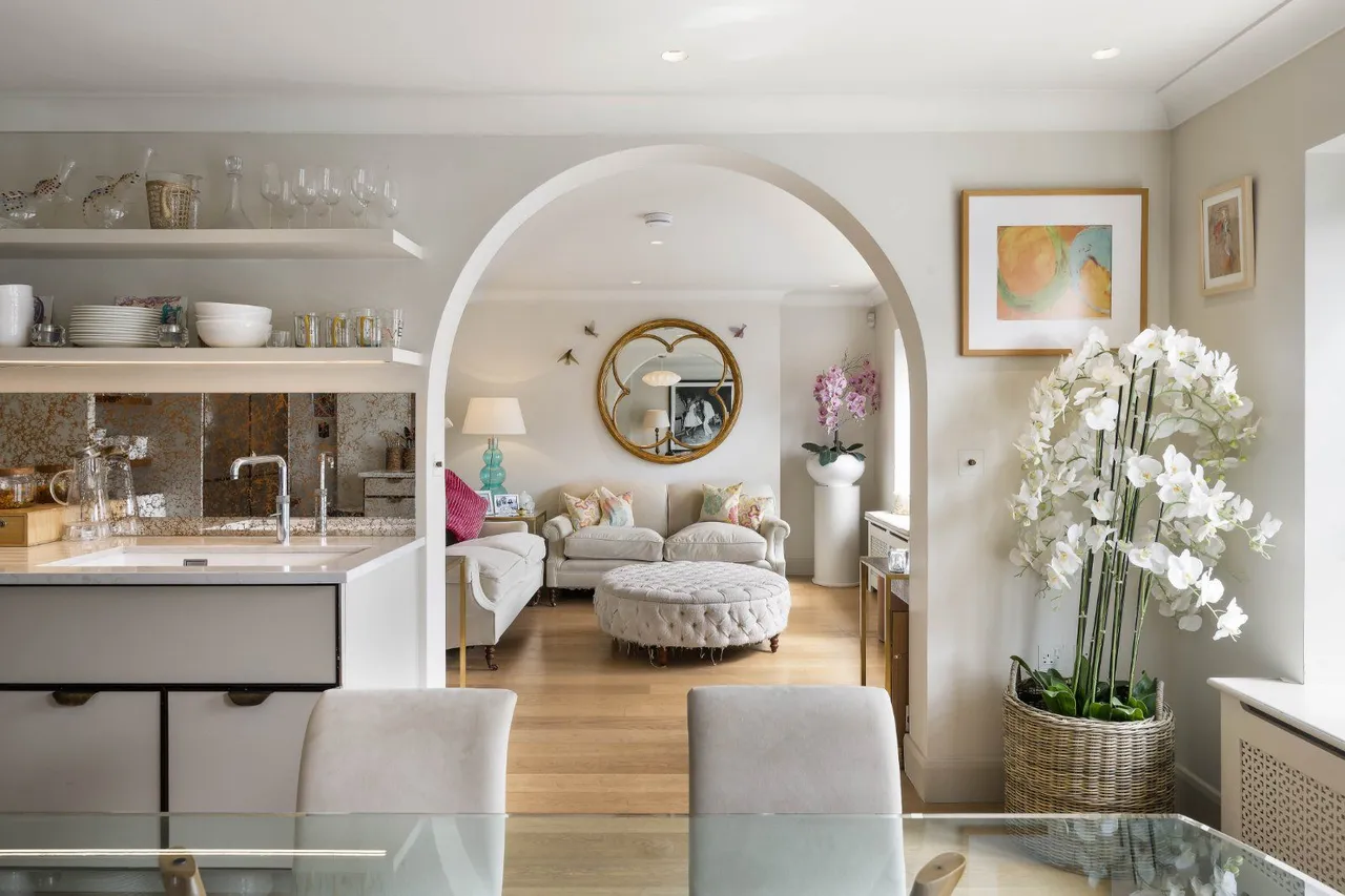 Ladbroke Gardens, Notting Hill, W11 2PT, photo 3