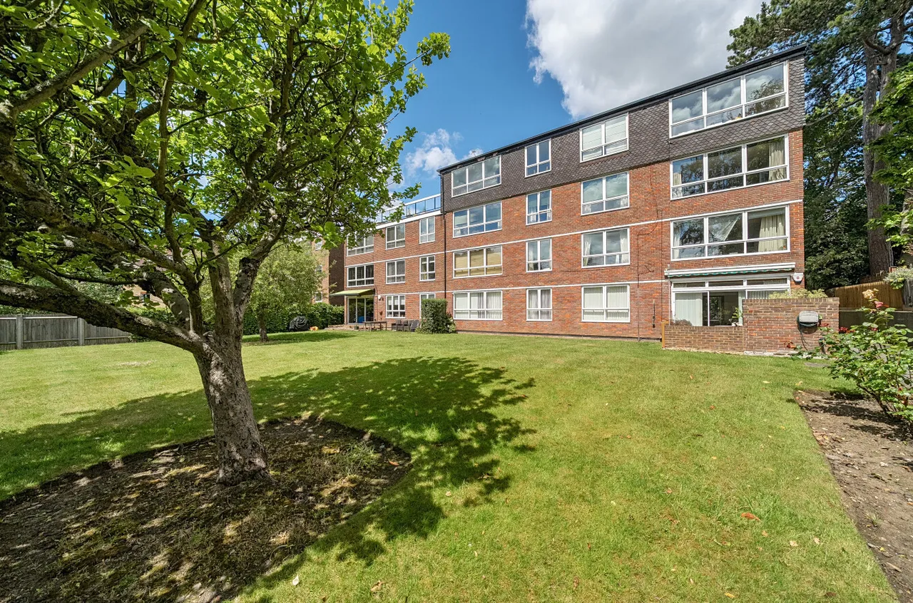 2 bed flat for sale, Beckenham, Kent