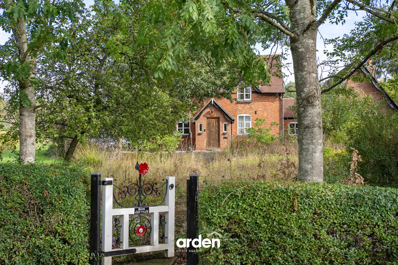 Lea End Lane, Hopwood, B48, photo 3