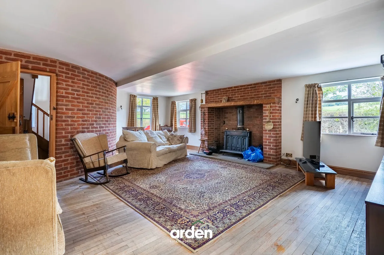 Lea End Lane, Hopwood, B48, photo 5