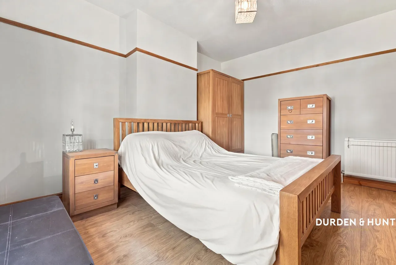 Crossways, Gidea Park, RM2, photo 19