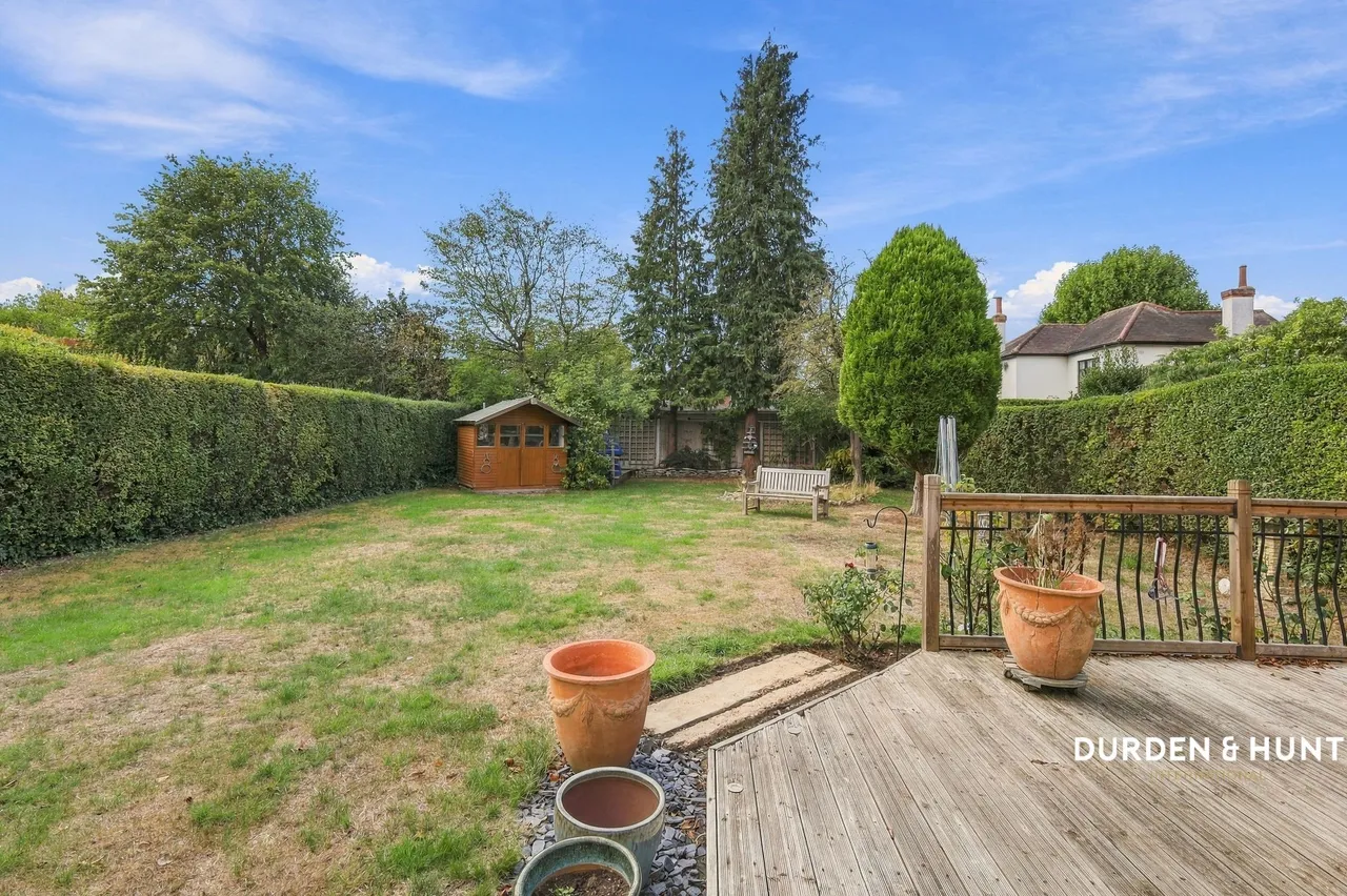 Crossways, Gidea Park, RM2, photo 25