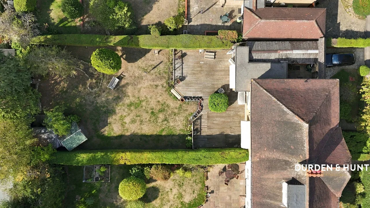 Crossways, Gidea Park, RM2, photo 31
