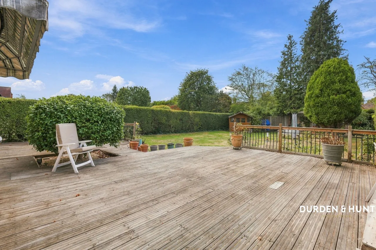 Crossways, Gidea Park, RM2, photo 24