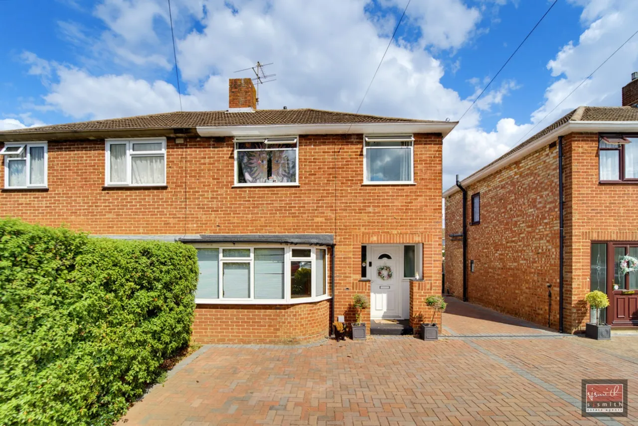 Brightside Avenue, Staines-Upon-Thames, TW18, photo 14