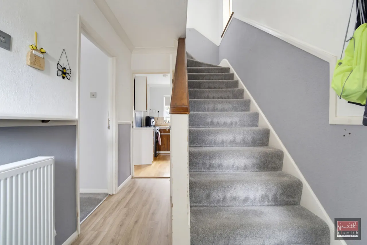 Brightside Avenue, Staines-Upon-Thames, TW18, photo 9