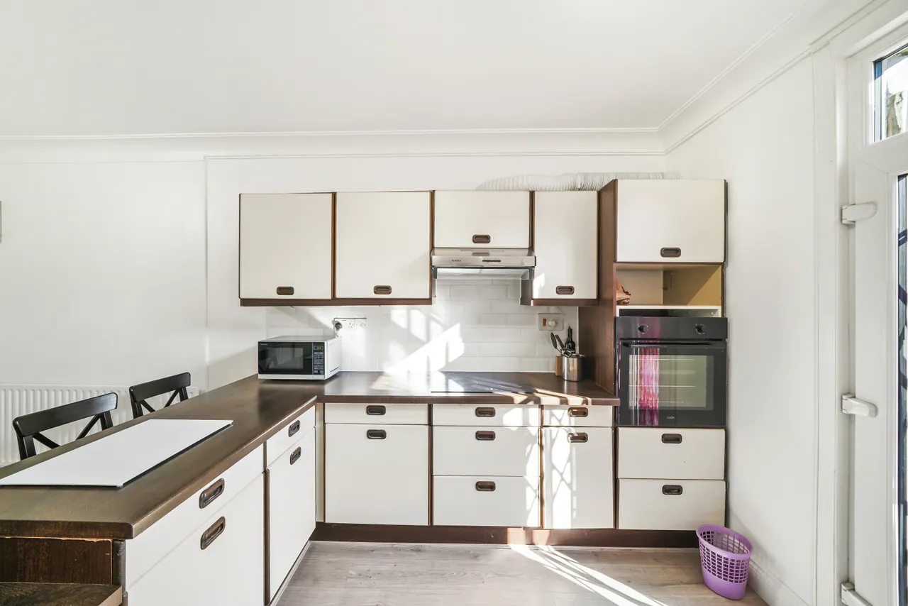 Cathles Road, Clapham South, SW12, photo 2