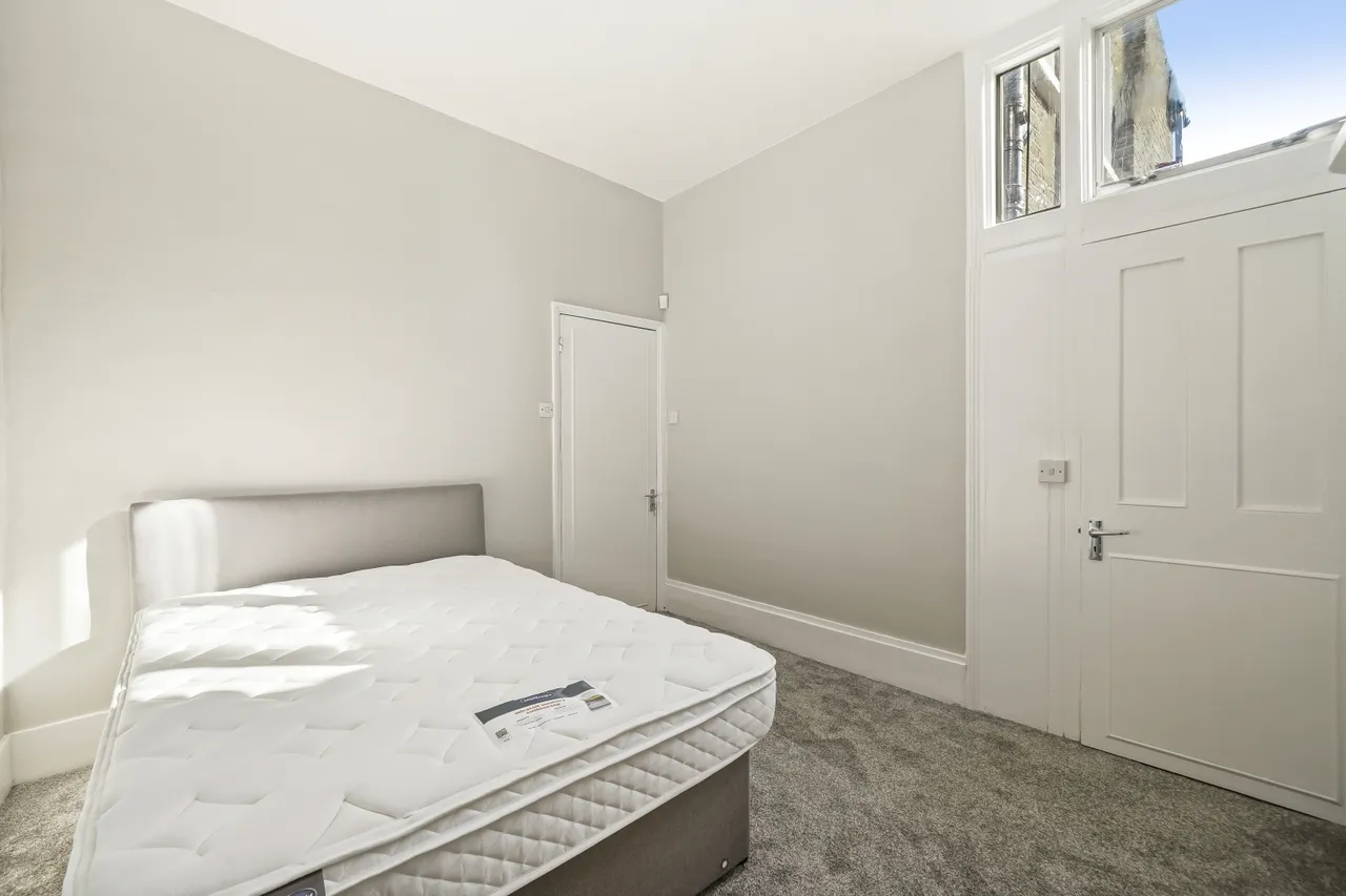 Cathles Road, Clapham South, SW12, photo 7