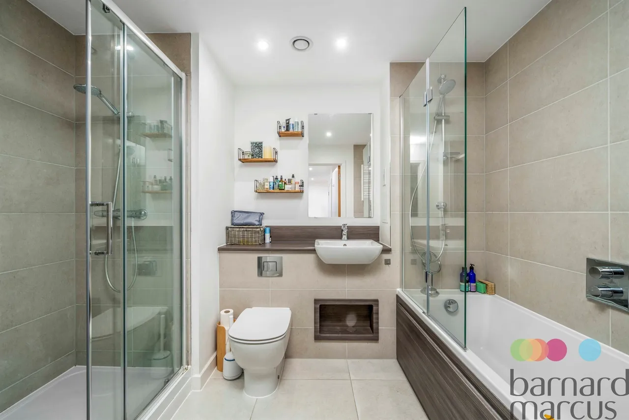 Perryfield Way, London, NW9, photo 8