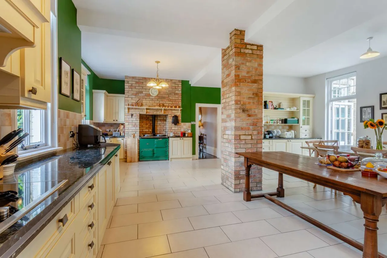 Little Canfield, Essex, CM6 1TD, photo 4