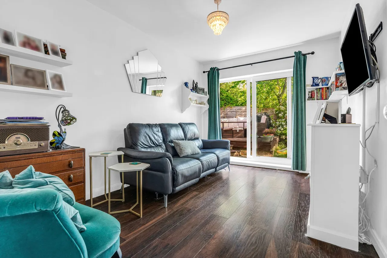 Watton Road, Ware, SG12, photo 8