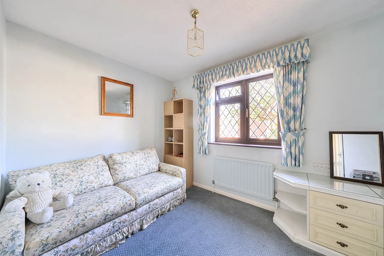 Canford Close, Enfield, EN2, photo 15