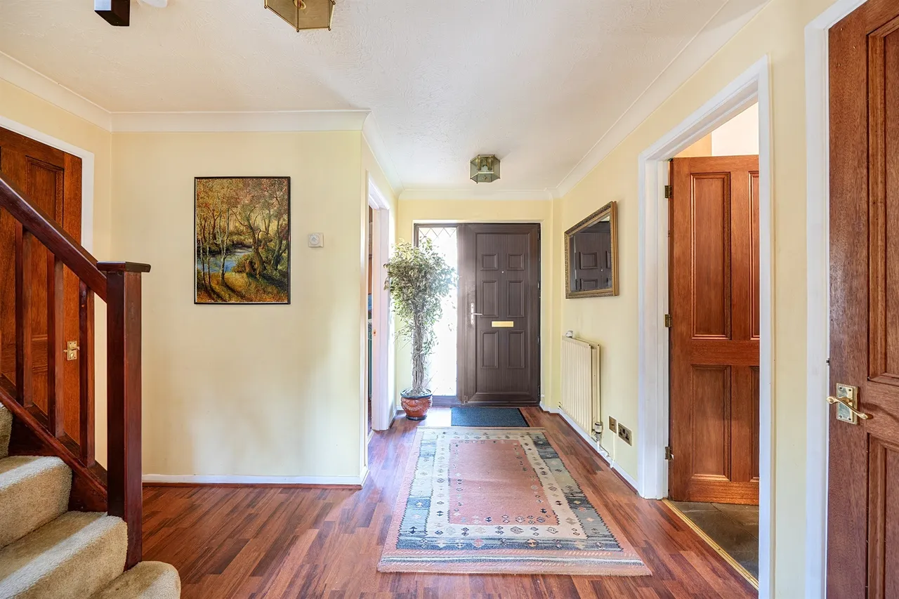 Canford Close, Enfield, EN2, photo 8