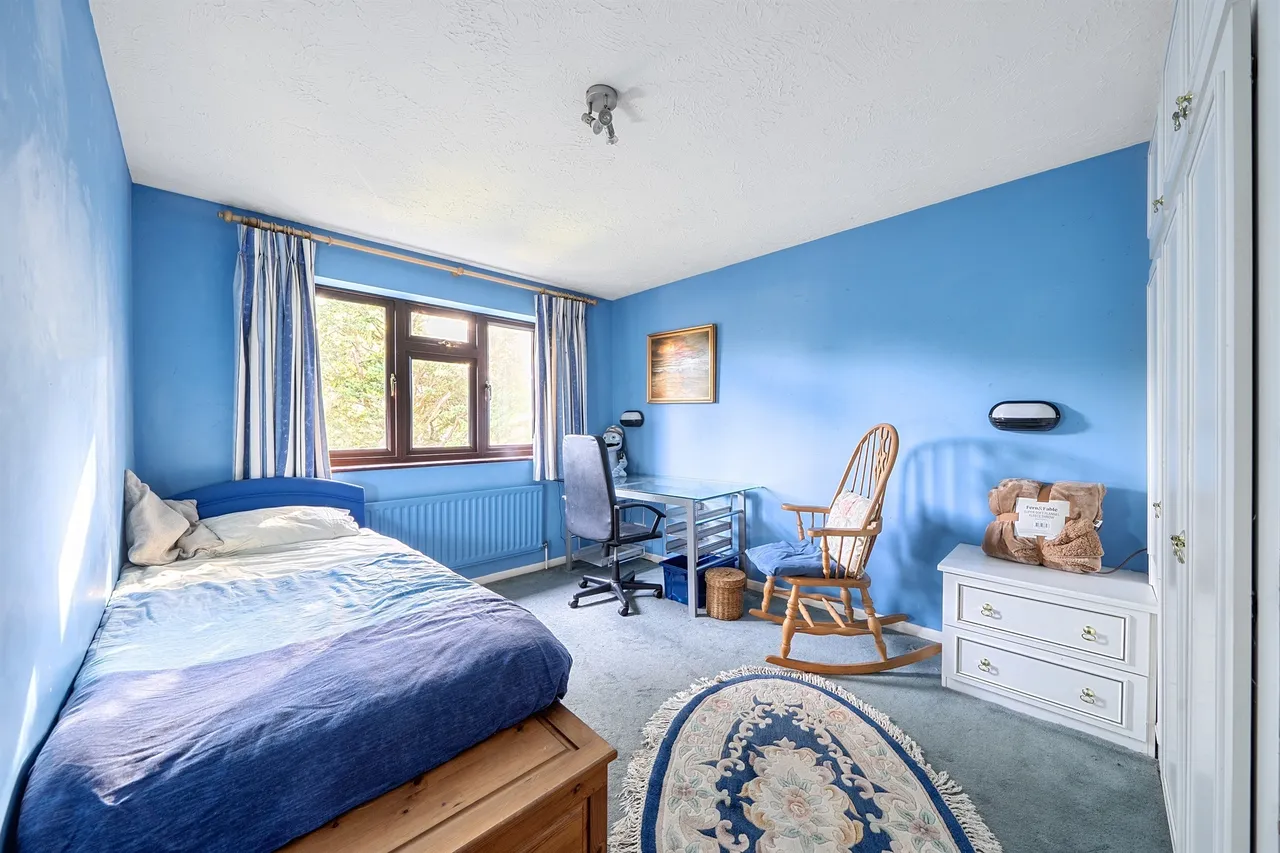 Canford Close, Enfield, EN2, photo 14