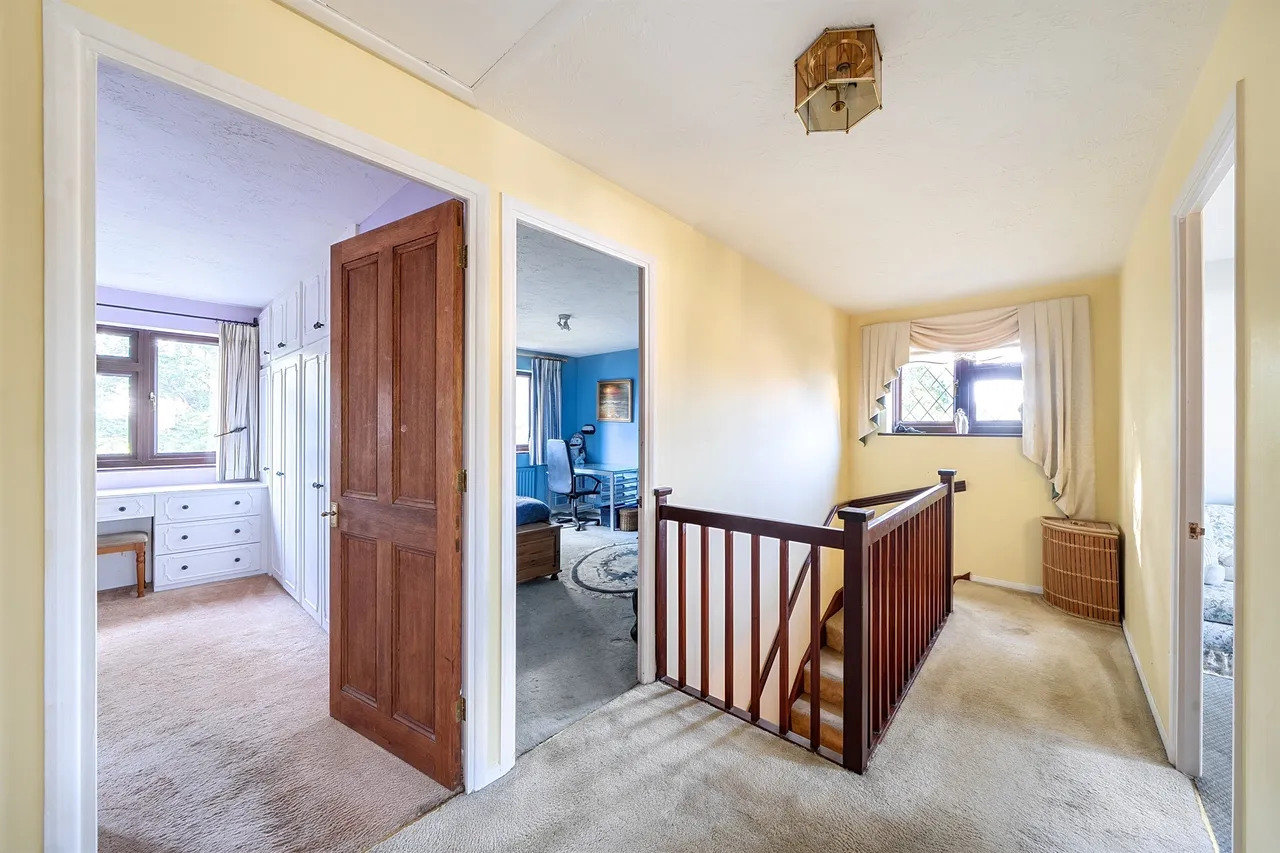 Canford Close, Enfield, EN2, photo 9