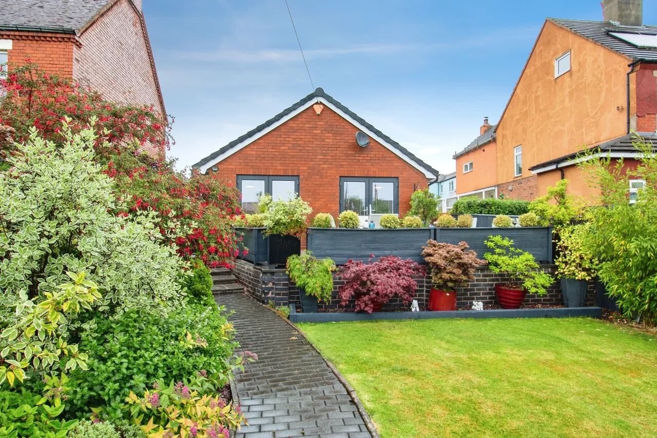 School Street, Telford, TF2, photo 13