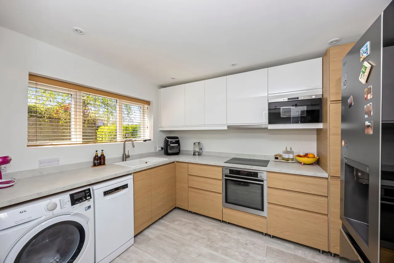 Beech Hill, Haywards Heath, RH16, photo 2