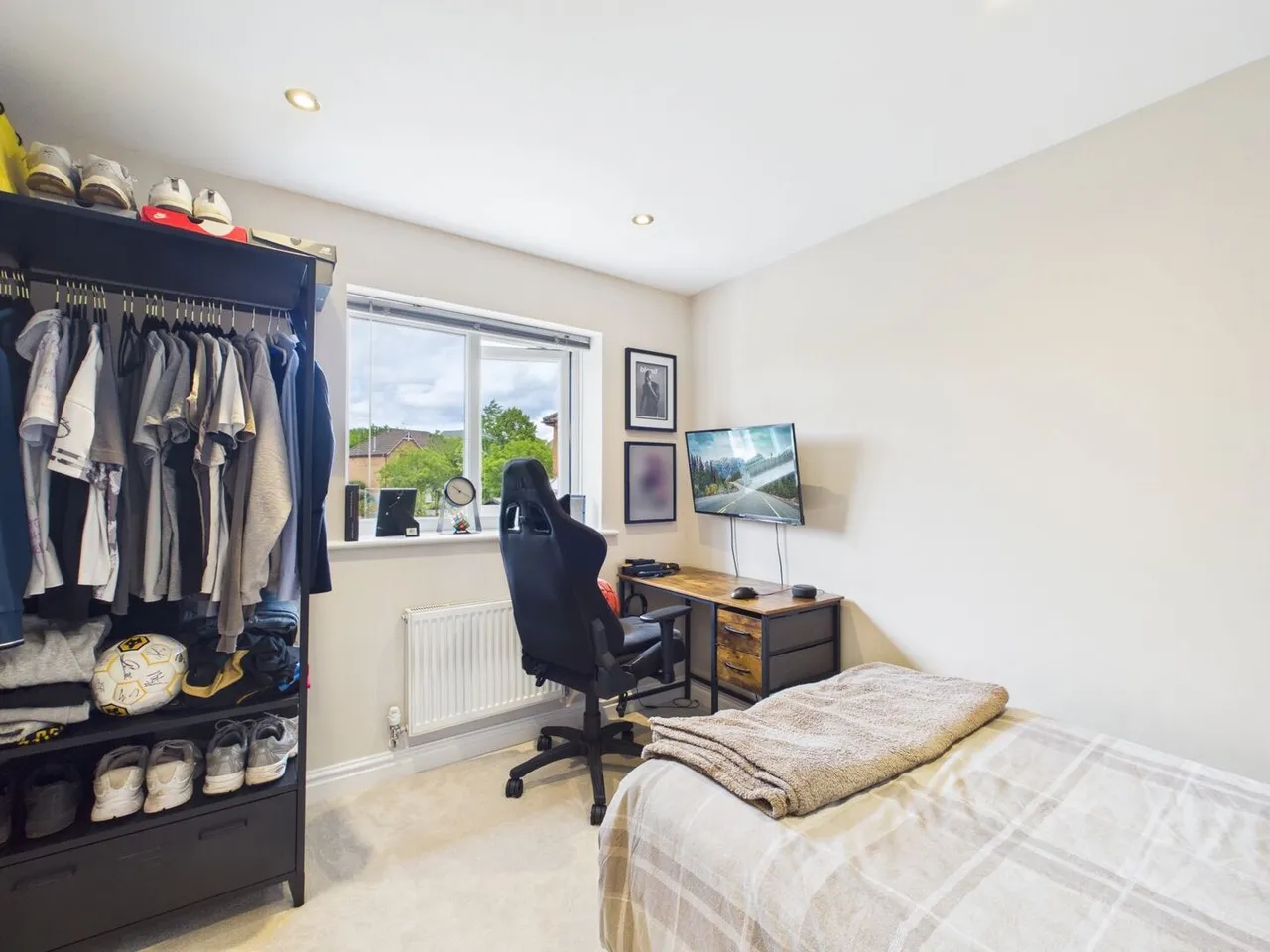 Priorslee, Telford TF2 9TJ, photo 15