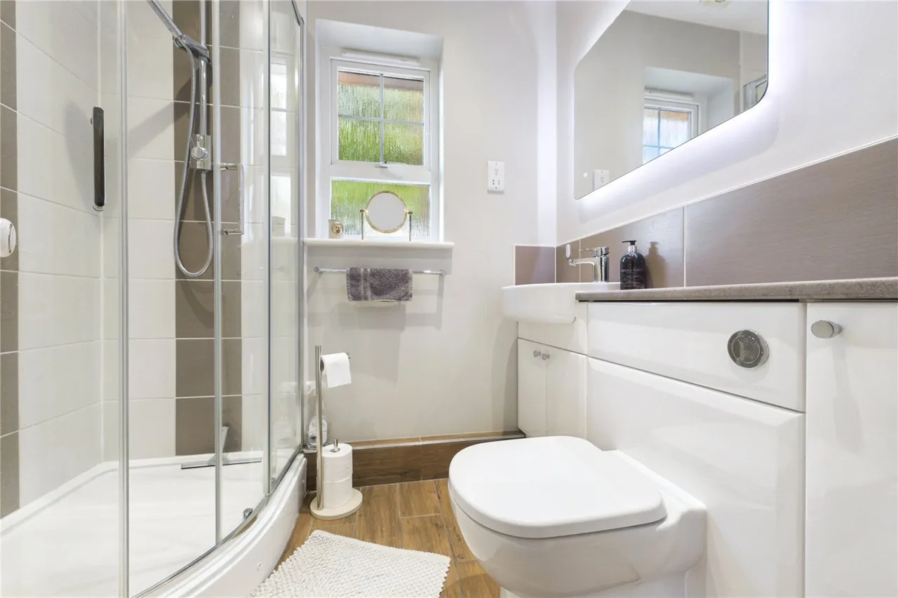 Tyler Drive, Arborfield, RG2, photo 12