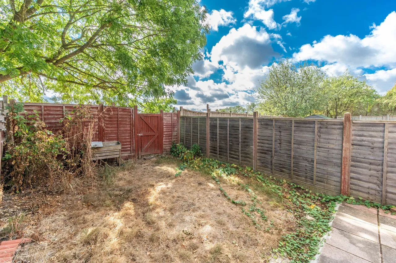 Harrow, HA3, photo 6