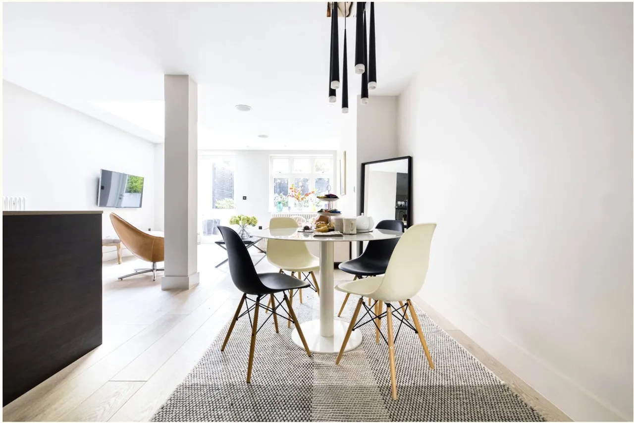 Pilgrims Lane, Hampstead, London, NW3 1SR, photo 6
