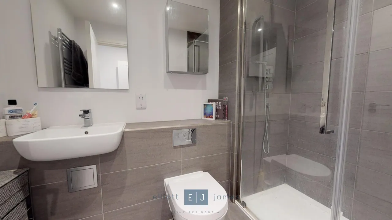 High Road, Loughton, IG10, photo 6