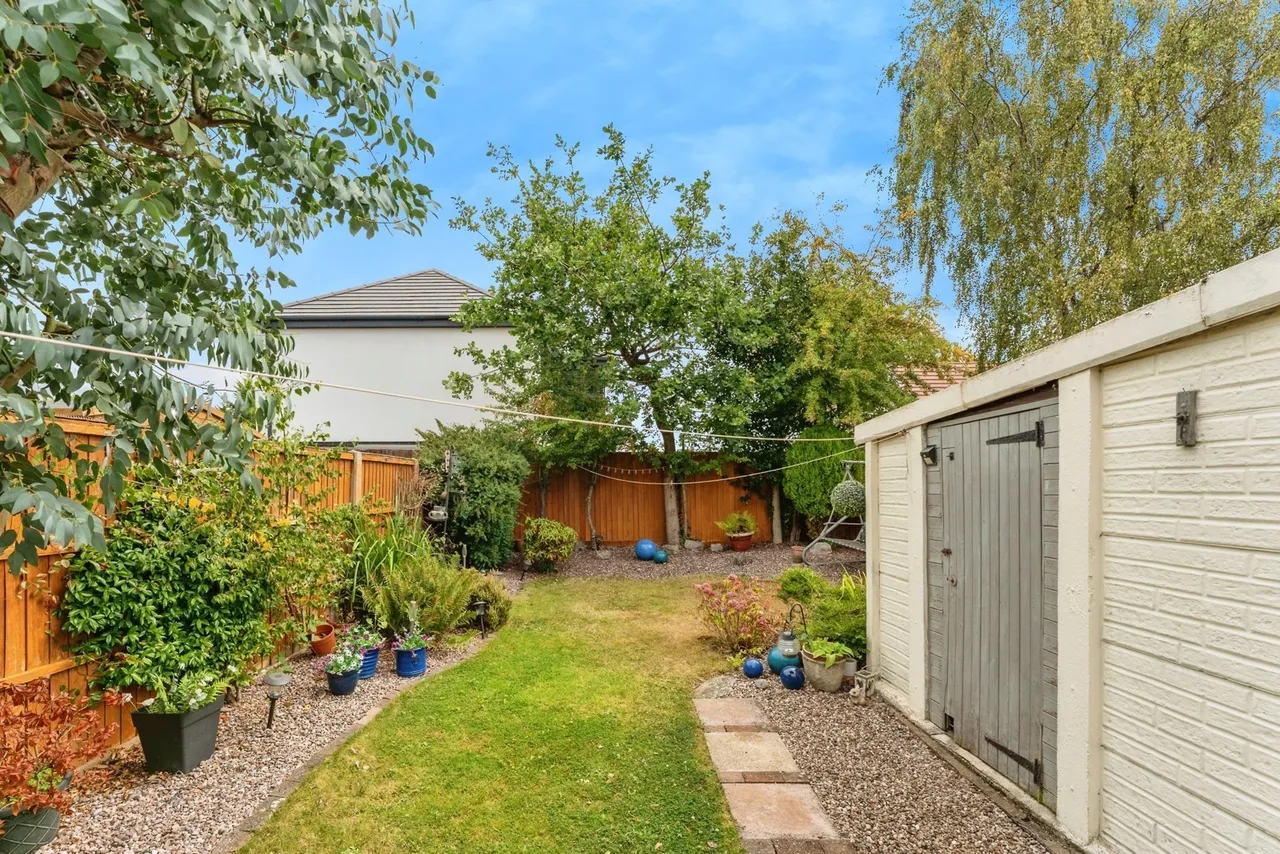 Starbeck Drive, Little Sutton, CH66, photo 5