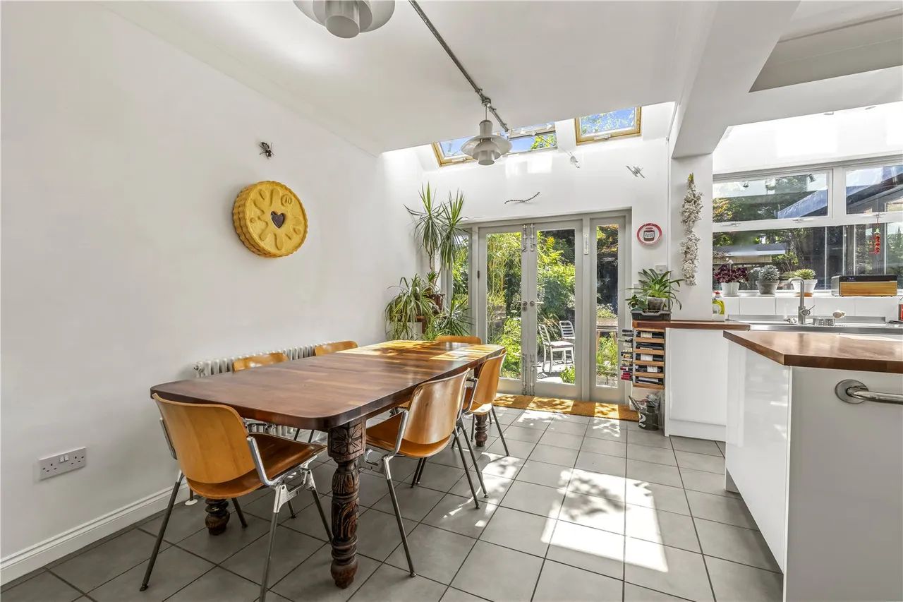 Sunnyside Road, Teddington, TW11 0RP, photo 6