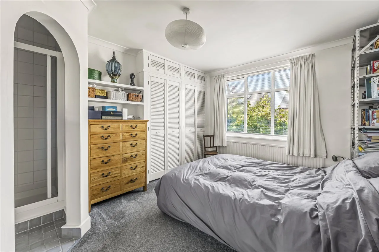 Sunnyside Road, Teddington, TW11 0RP, photo 11