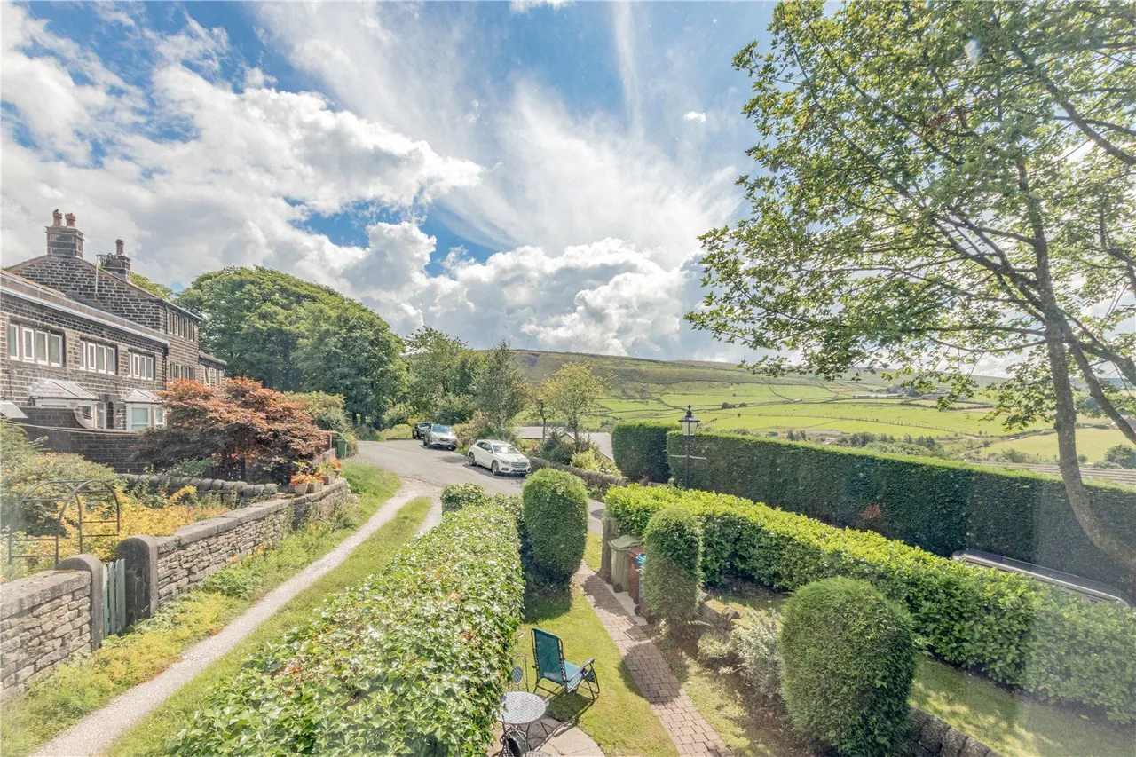 Harrop Green, Diggle, OL3, photo 23