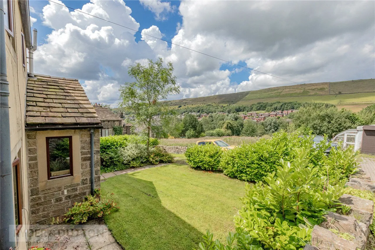 Harrop Green, Diggle, OL3, photo 20