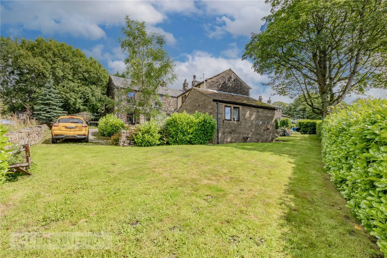 Harrop Green, Diggle, OL3, photo 6