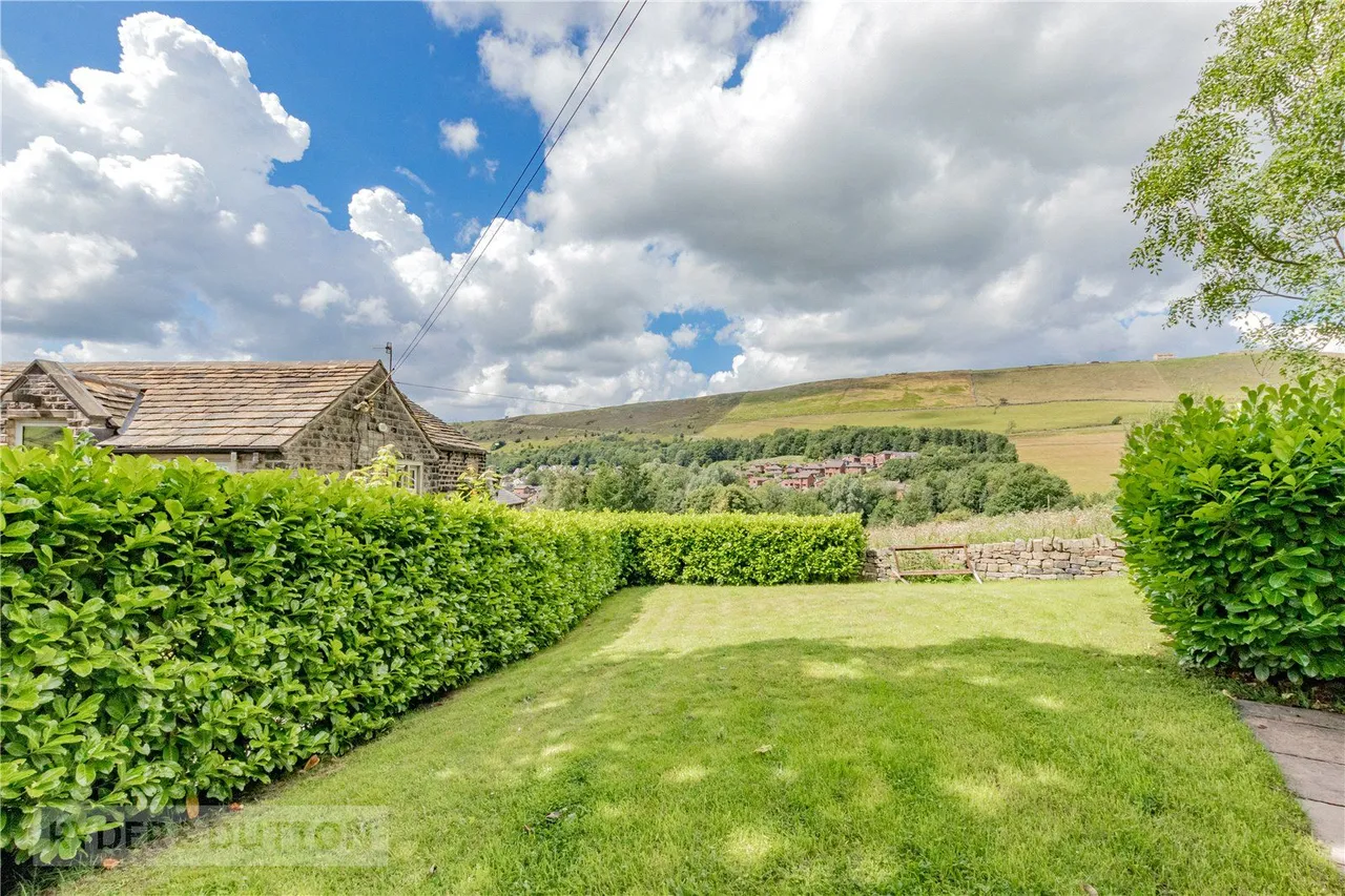 Harrop Green, Diggle, OL3, photo 24