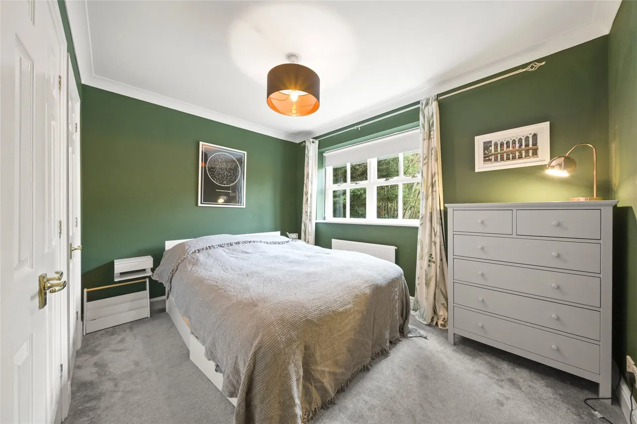 Hadley Place, Weybridge, KT13, photo 5