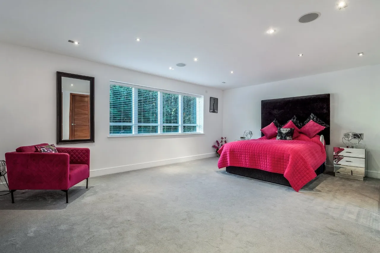 Park Road, Bowdon, WA14, photo 13