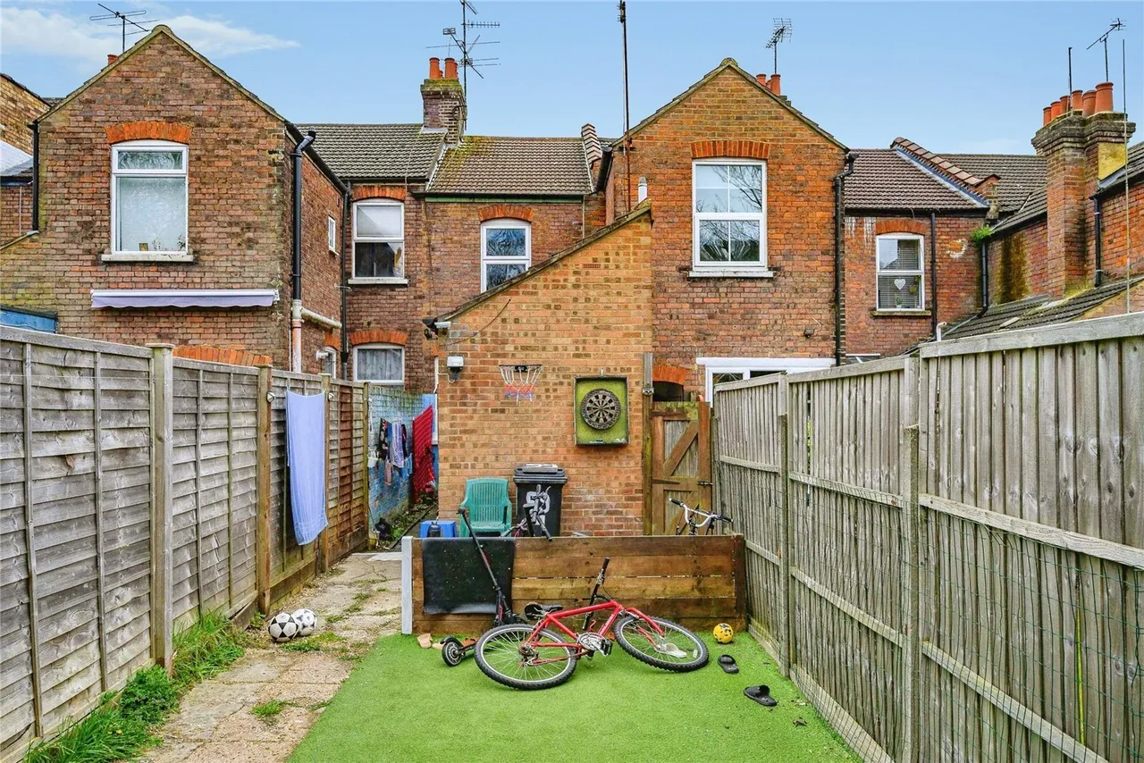 Ridgway Road, Luton, Bedfordshire, LU2, photo 15