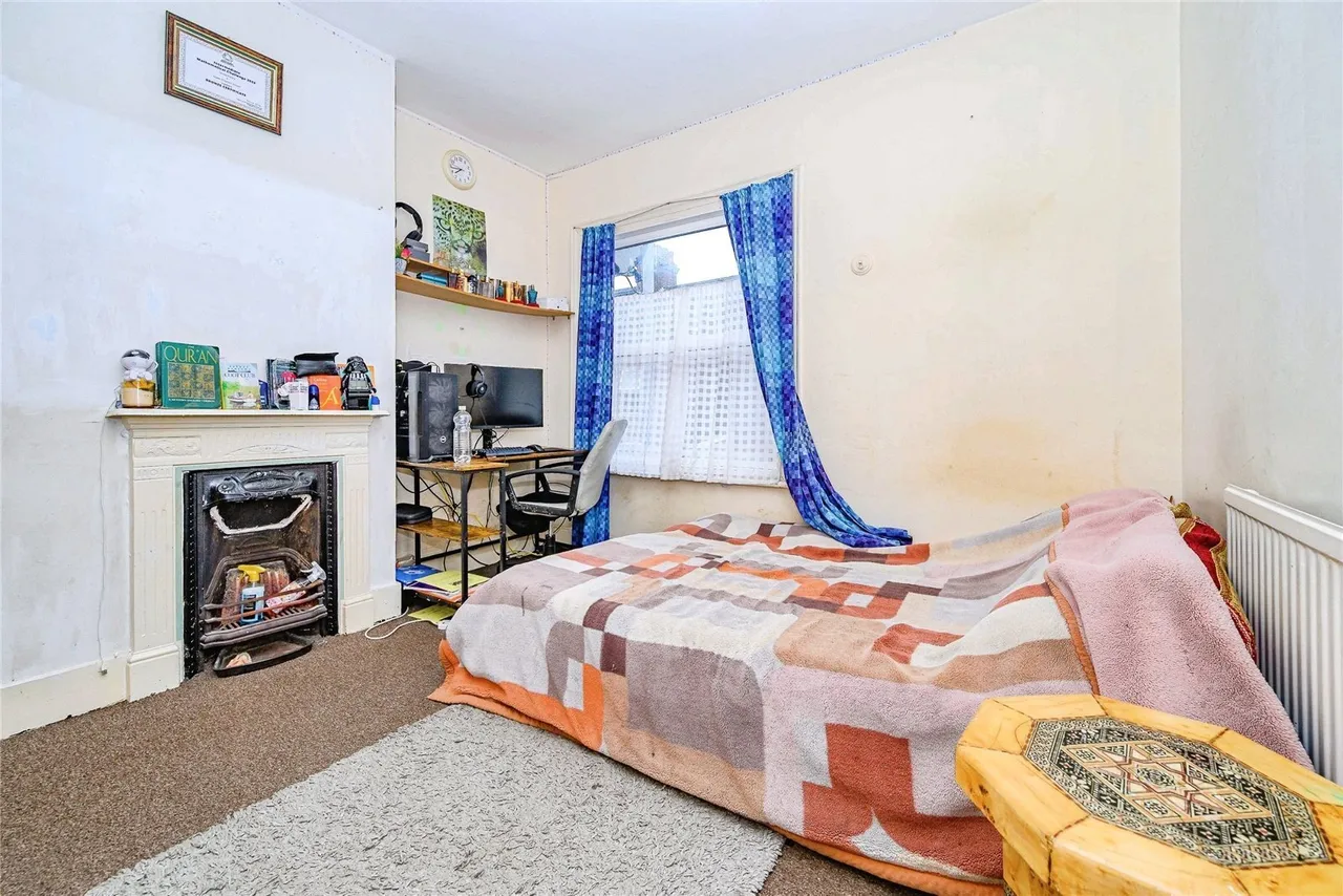 Ridgway Road, Luton, Bedfordshire, LU2, photo 7
