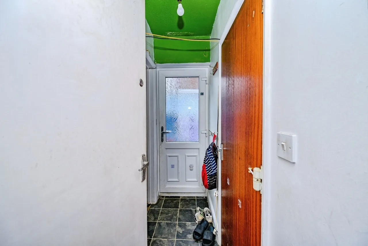 Ridgway Road, Luton, Bedfordshire, LU2, photo 12