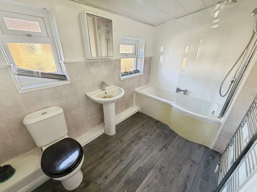 Vincent Terrace, Stanley, DH9, photo 14